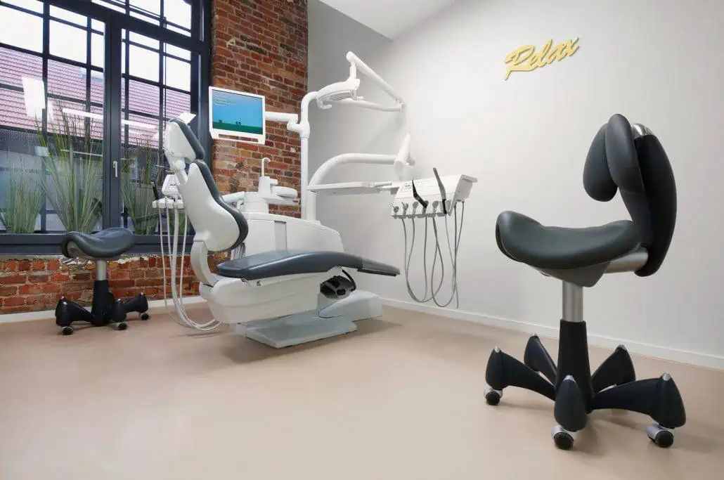 Behandlungszimmer topDentis Cologne
